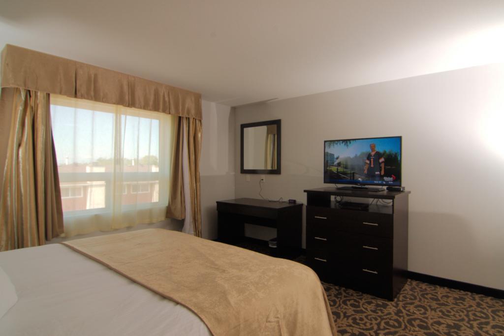 Paradise Inn And Suites 레드워터 외부 사진