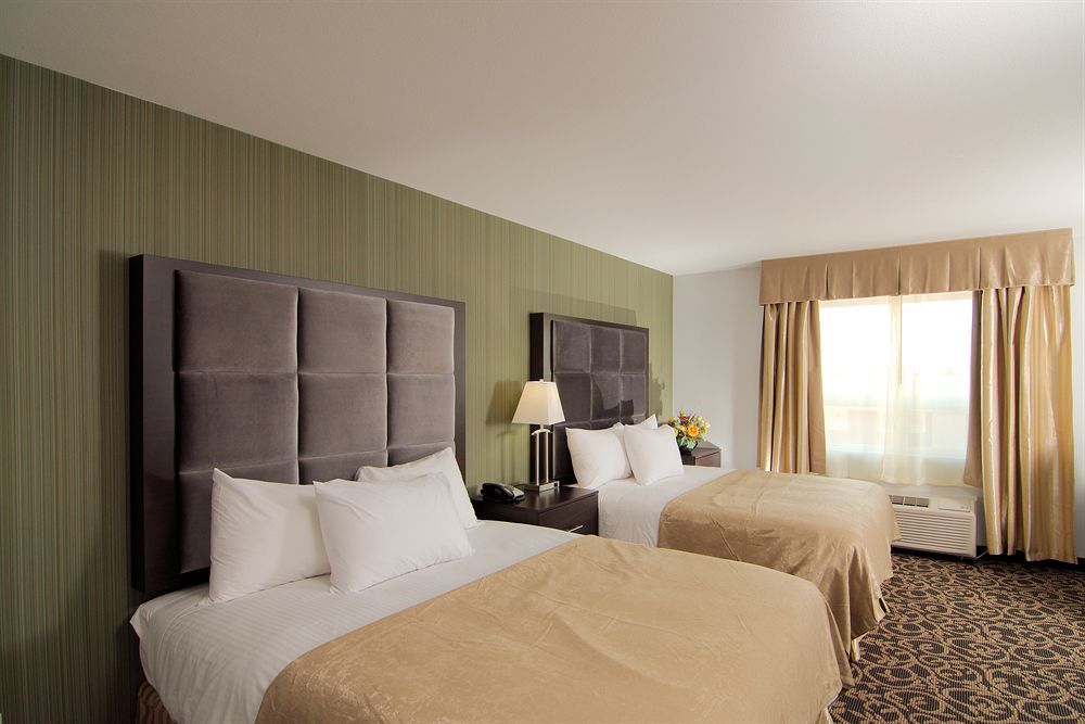 Paradise Inn And Suites 레드워터 외부 사진