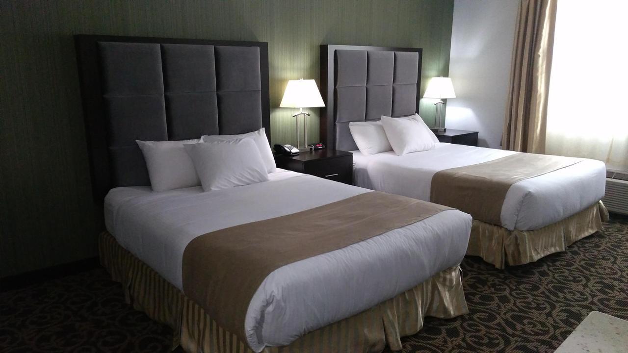 Paradise Inn And Suites 레드워터 외부 사진